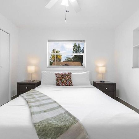 Private Heated Pool Villa In Ftl Near Beach 劳德代尔堡 外观 照片