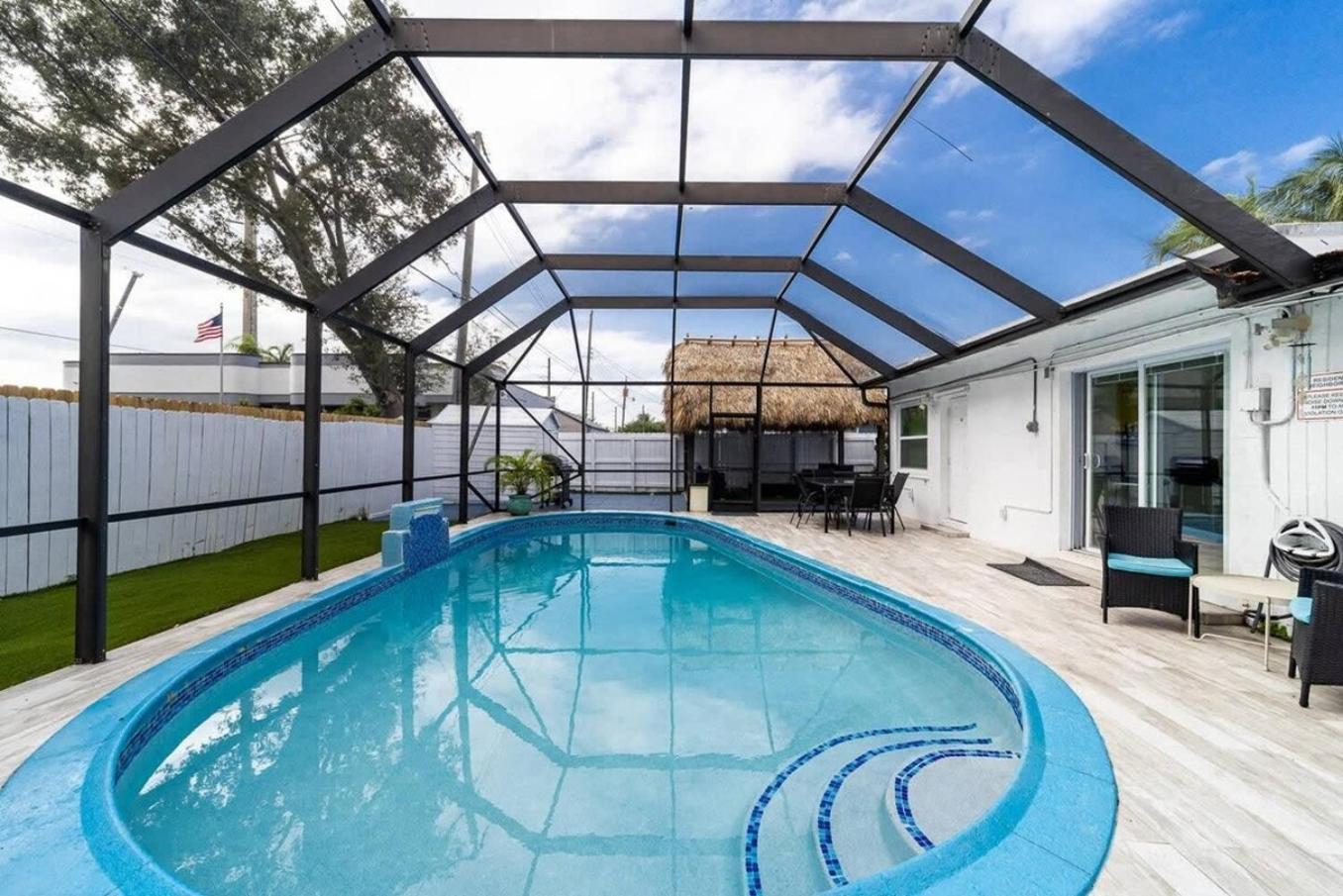 Private Heated Pool Villa In Ftl Near Beach 劳德代尔堡 外观 照片