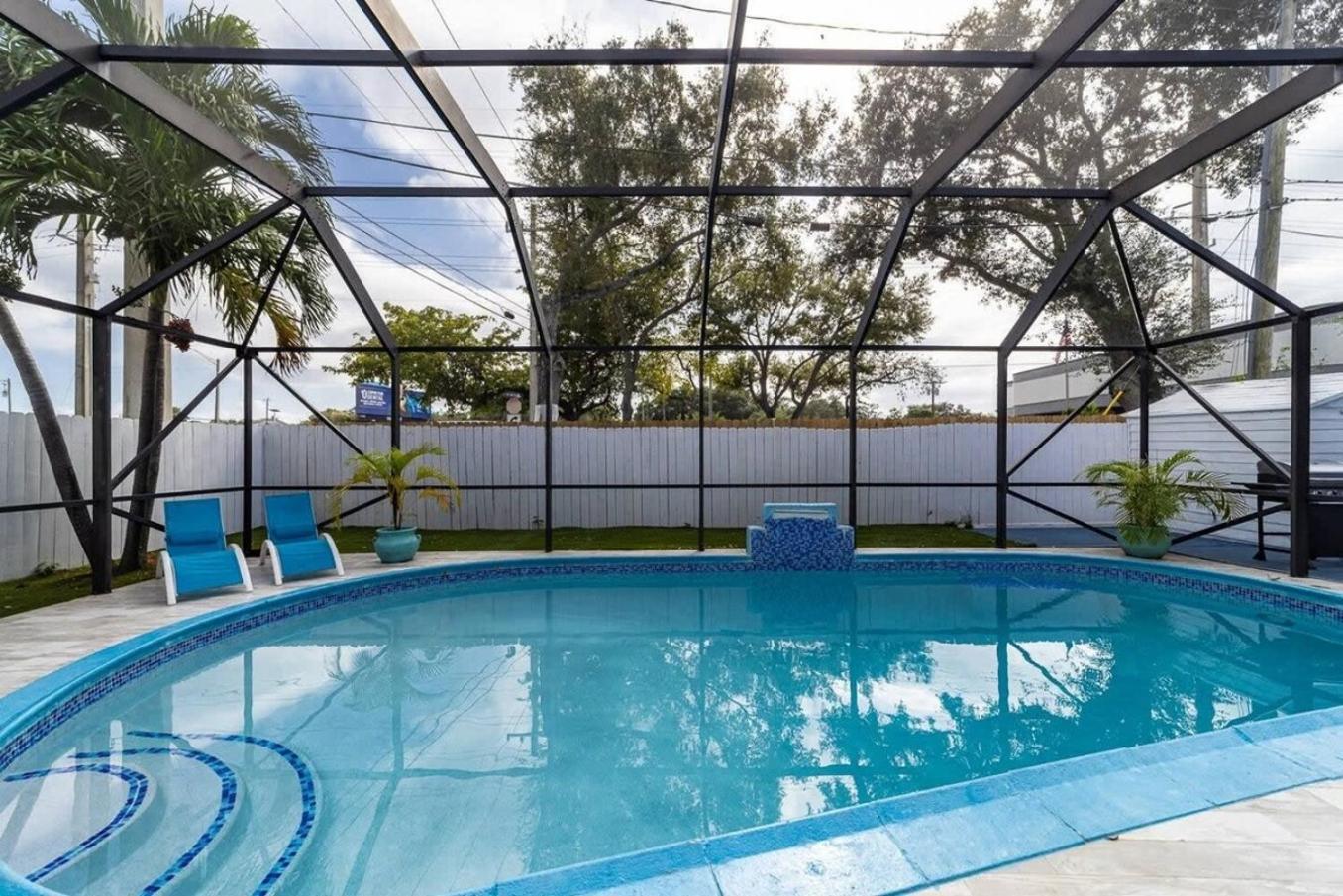 Private Heated Pool Villa In Ftl Near Beach 劳德代尔堡 外观 照片