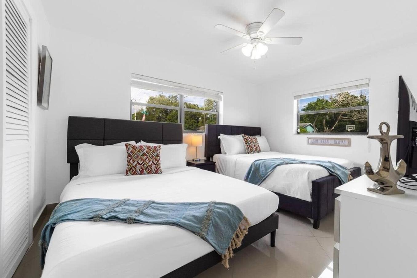 Private Heated Pool Villa In Ftl Near Beach 劳德代尔堡 外观 照片